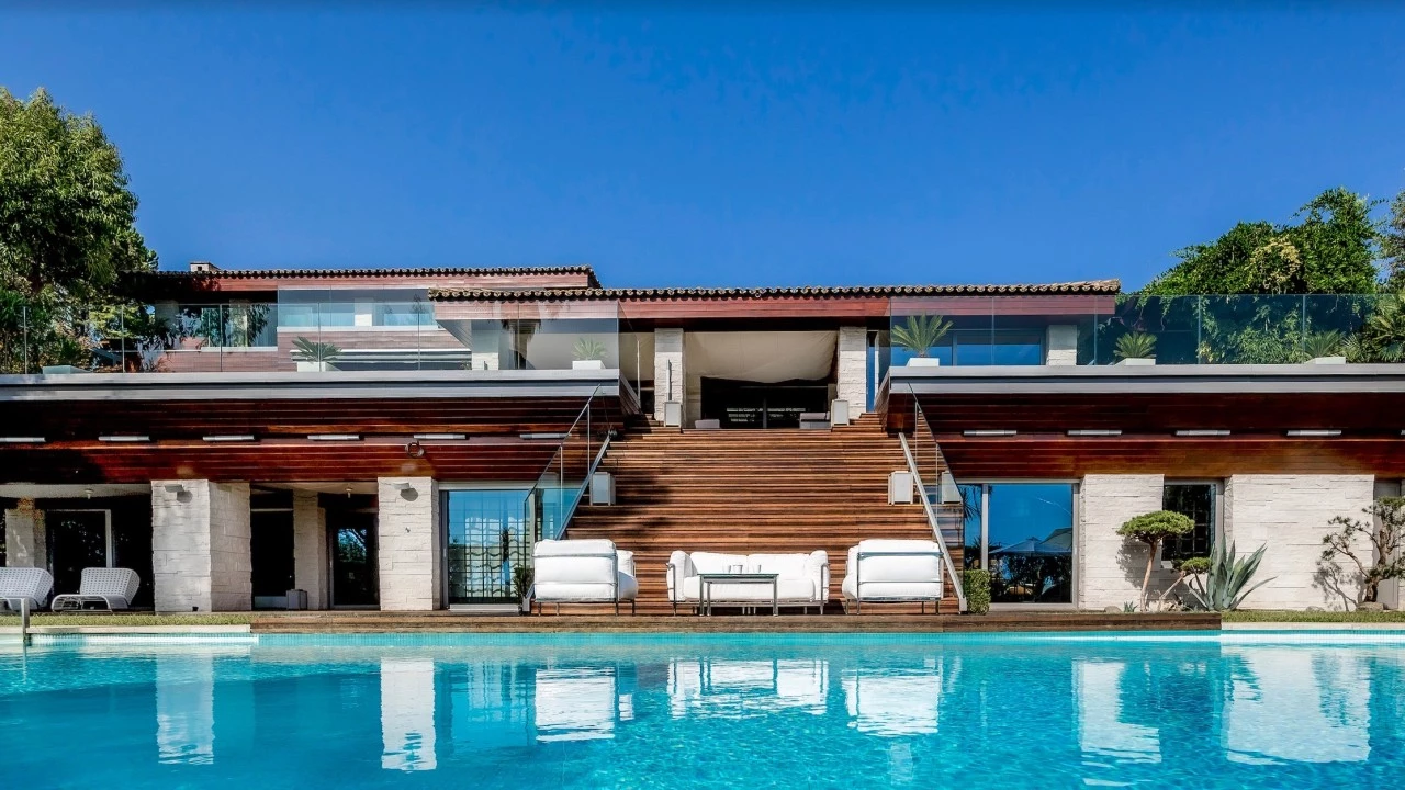 Luxury Real estate rent Mougin Villa Cardigan