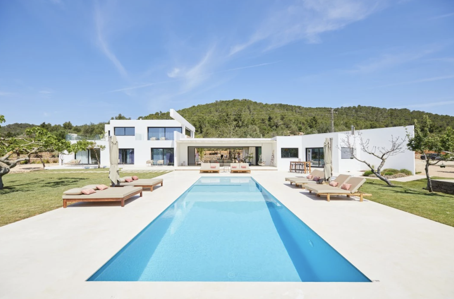 Luxury Villa rented
