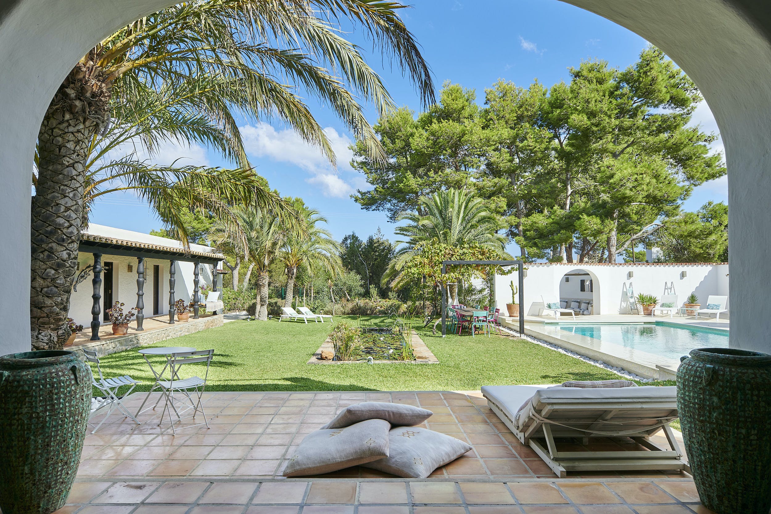 Luxury real estates villa to rent Ibiza Lorenzo 1 pool